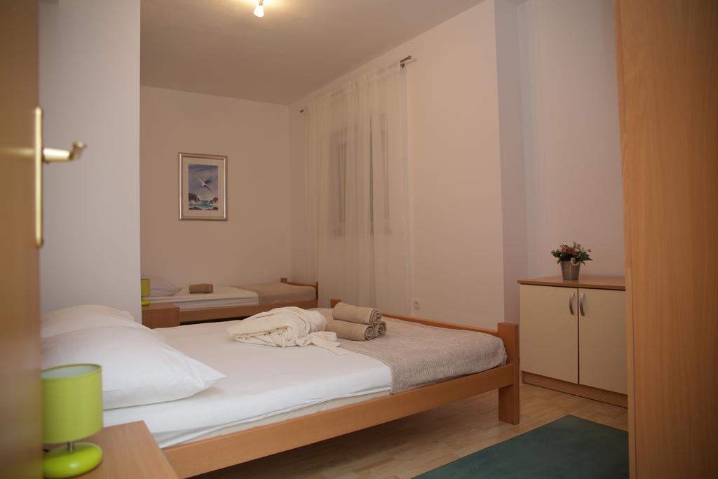 Antonija Apartments With Pool Biograd Na Moru Exterior photo