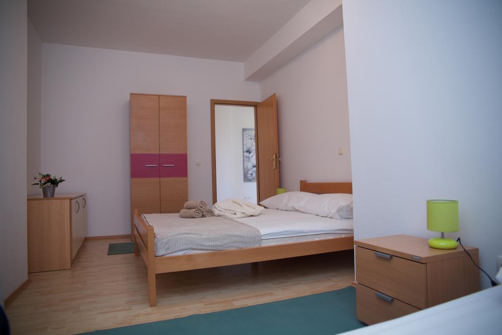 Antonija Apartments With Pool Biograd Na Moru Exterior photo