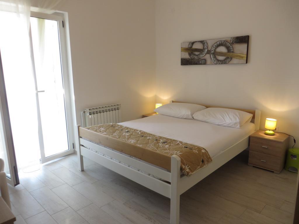 Antonija Apartments With Pool Biograd Na Moru Exterior photo